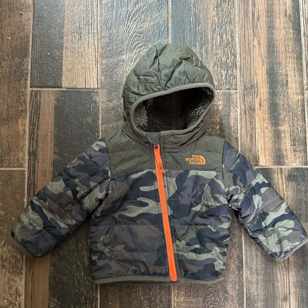 North Face Reversible Chimbo Full Zip Hooded Jacket navy bear camo 6-12M